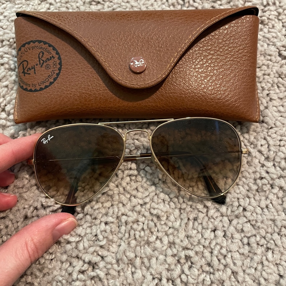 Ray Ban Aviator Gradient Sunglasses